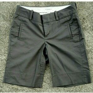 New Banana Republic bermuda shorts. Size 2